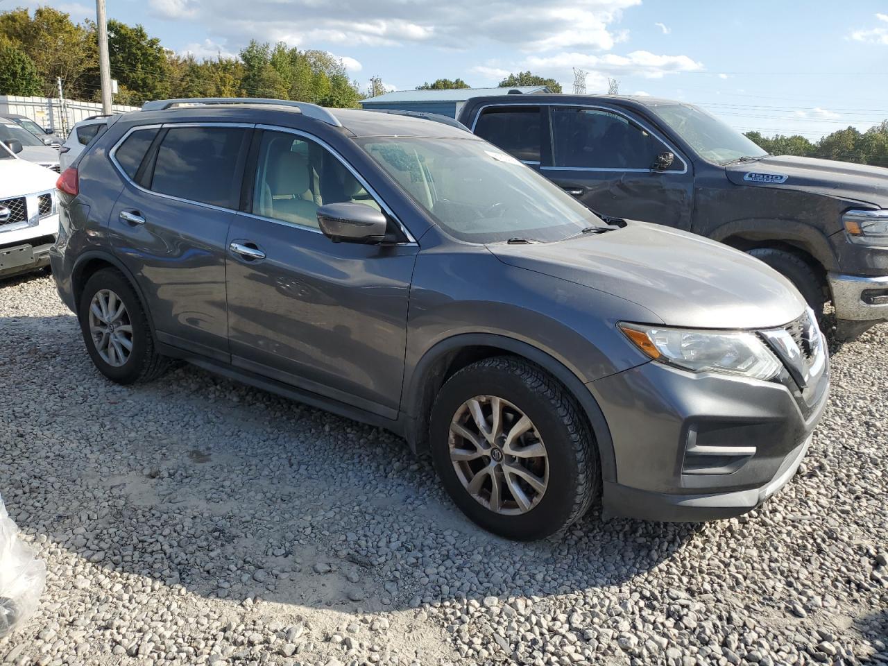 2017 NISSAN ROGUE S - Image 4