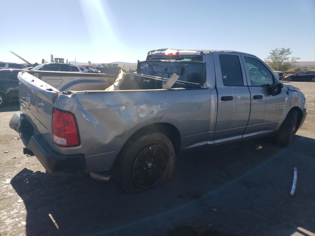 2019 RAM 1500 CLASS - Фото 3