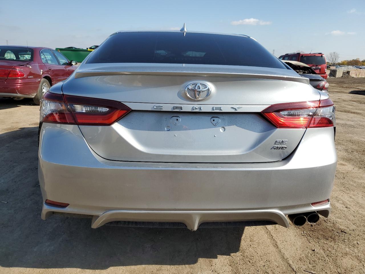 2021 TOYOTA CAMRY SE - Image 6