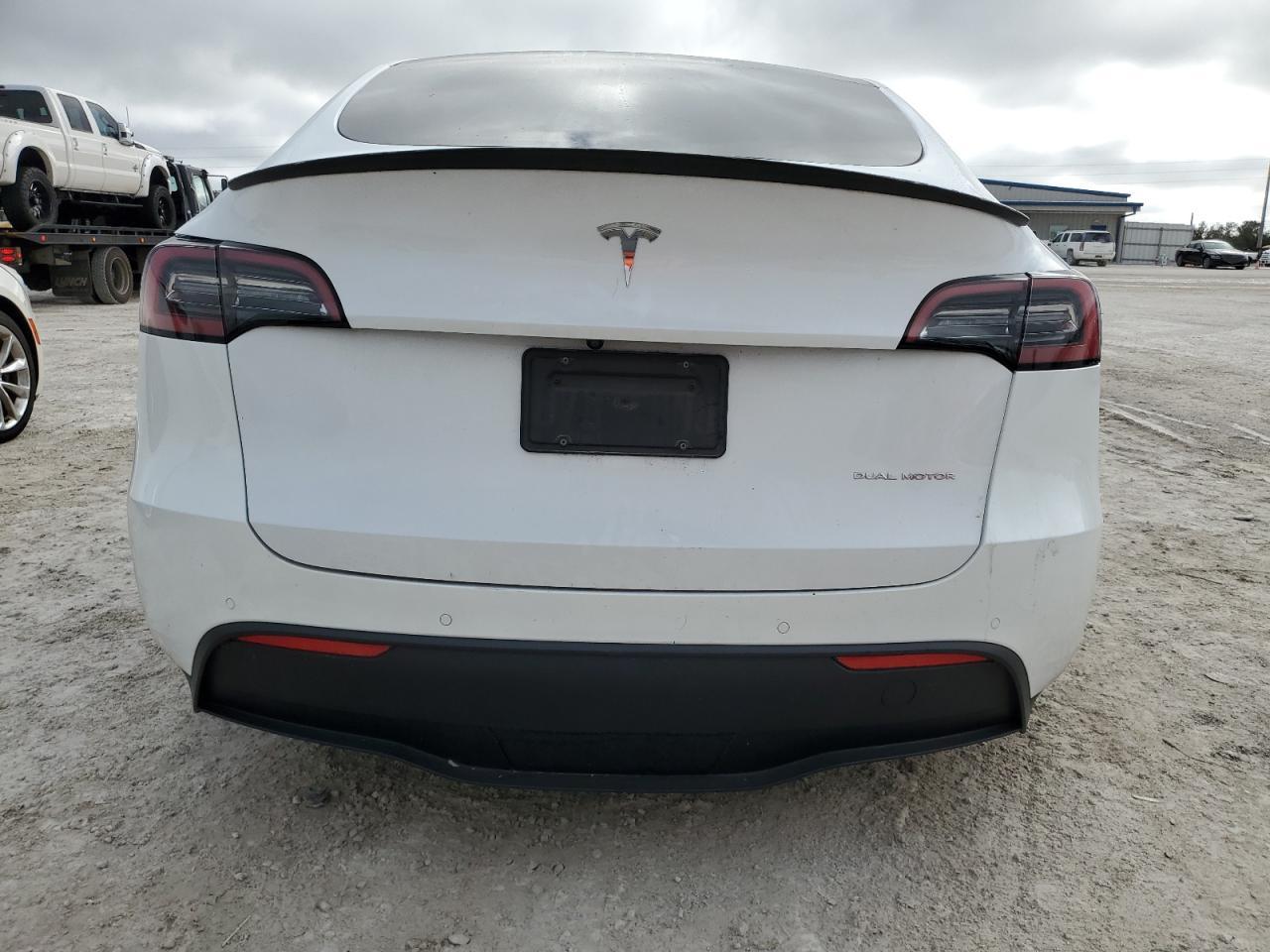 2022 TESLA MODEL Y - Image 6