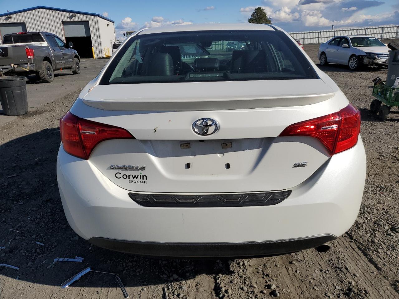 2019 TOYOTA COROLLA L - Фото 6