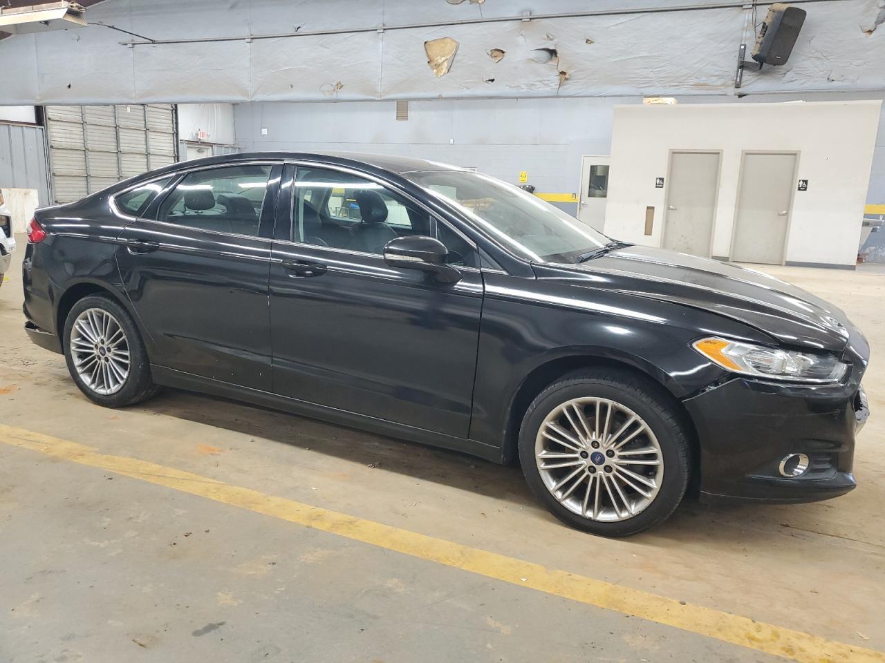 2013 FORD FUSION SE - Фото 4