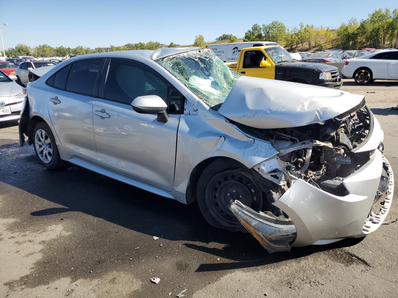 2021 TOYOTA COROLLA LE - Фото 4