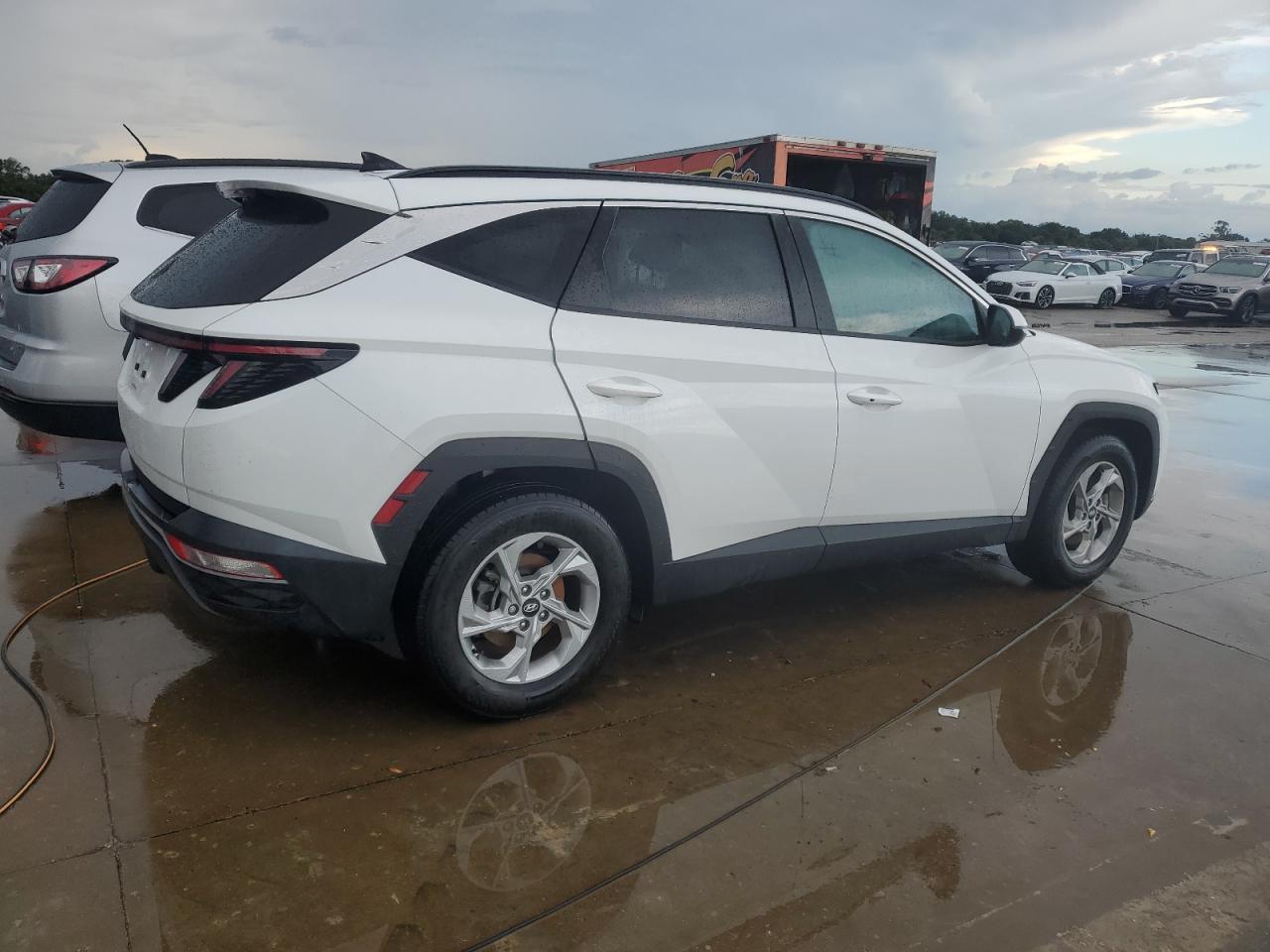 2022 HYUNDAI TUCSON SEL - Фото 3