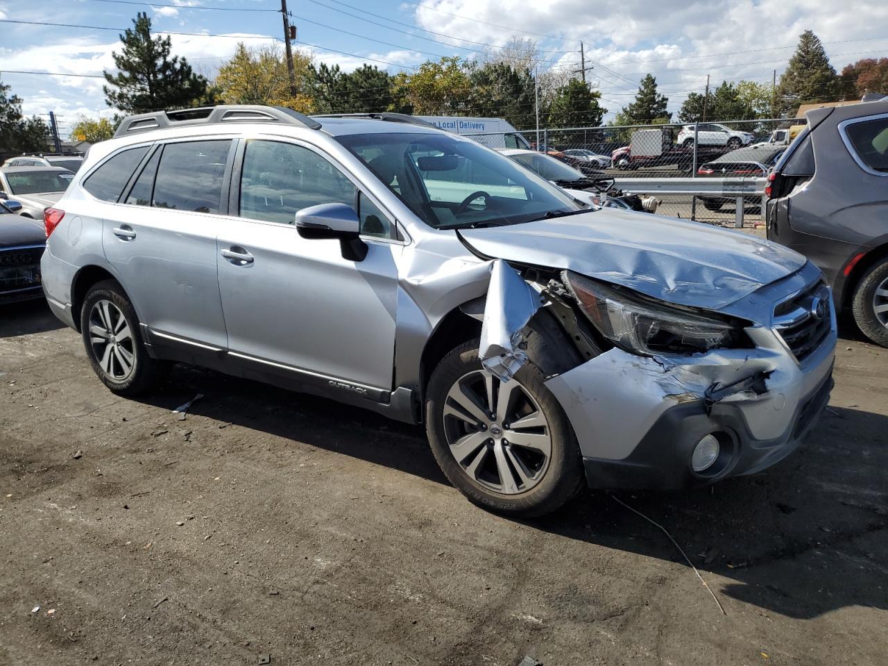 2018 SUBARU OUTBACK 3. - Image 4