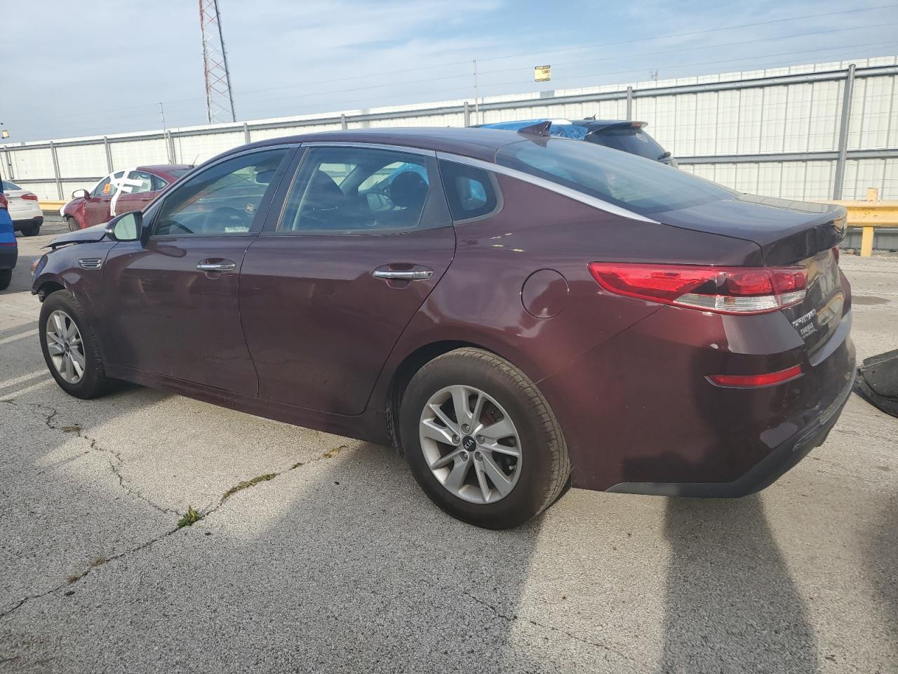 2019 KIA OPTIMA LX - Фото 2