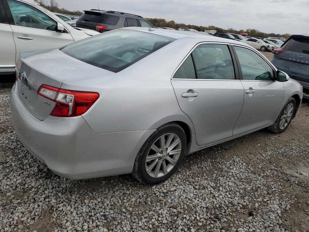 2012 TOYOTA CAMRY BASE - Фото 3