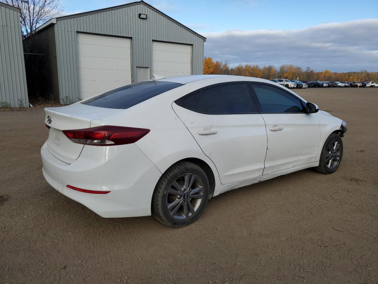 2018 HYUNDAI ELANTRA SE - Фото 3