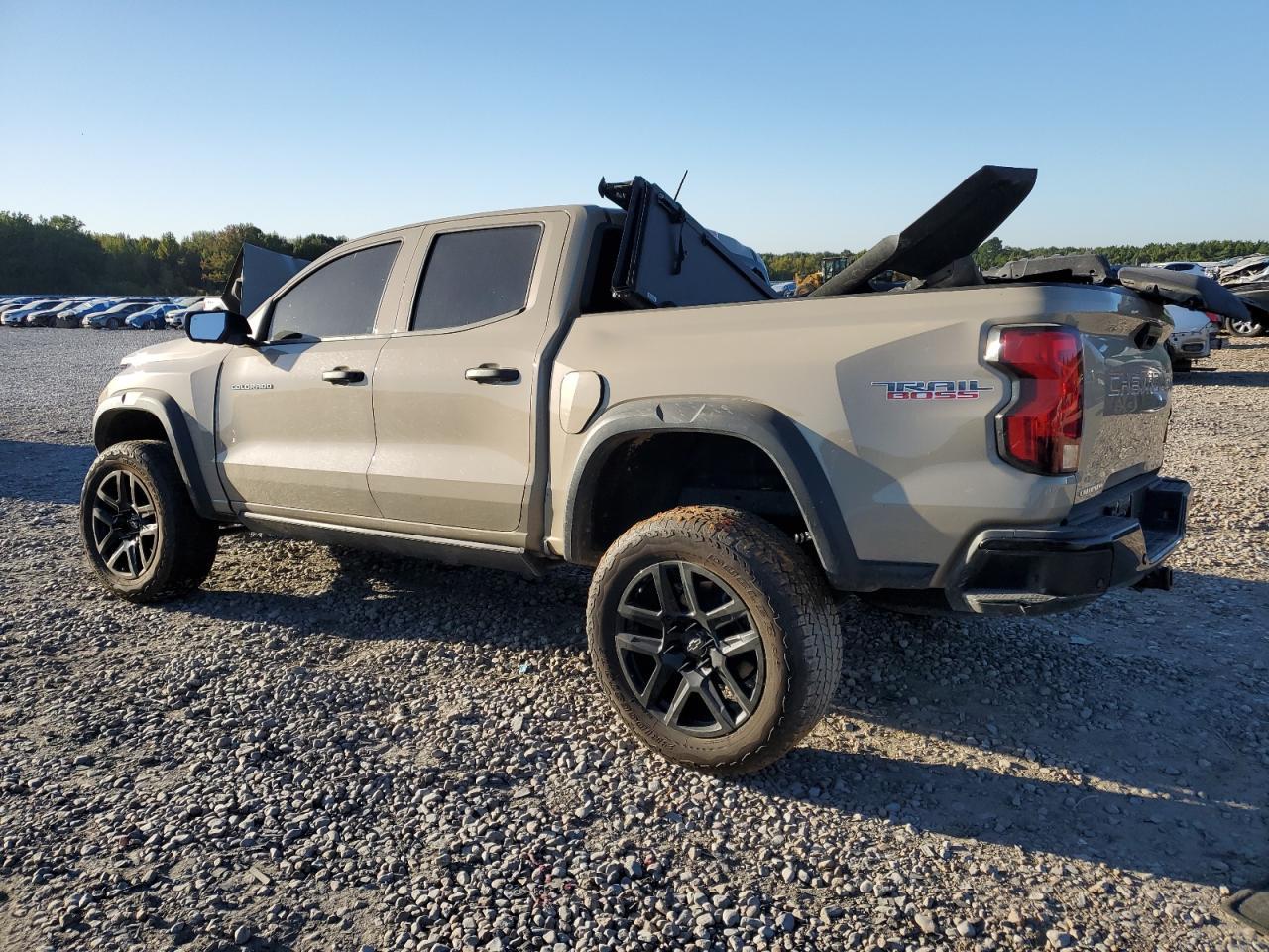 2023 CHEVROLET COLORADO T - Фото 2