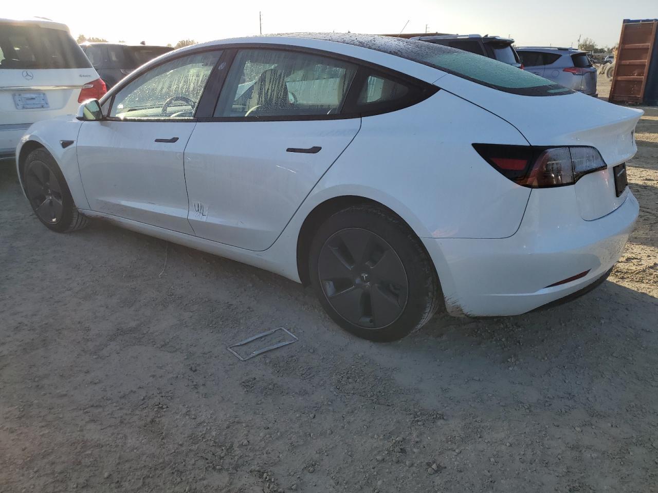 2023 TESLA MODEL 3 - Фото 2