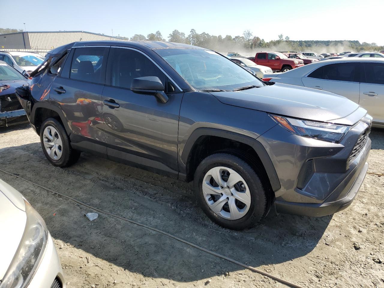 2023 TOYOTA RAV4 LE - Фото 4