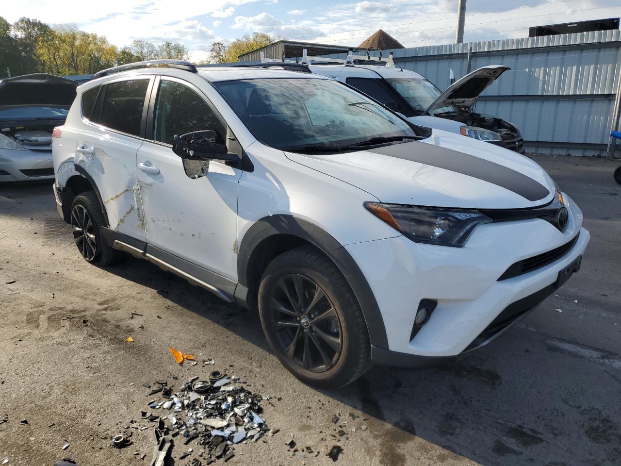2018 TOYOTA RAV4 ADVEN - Image 4