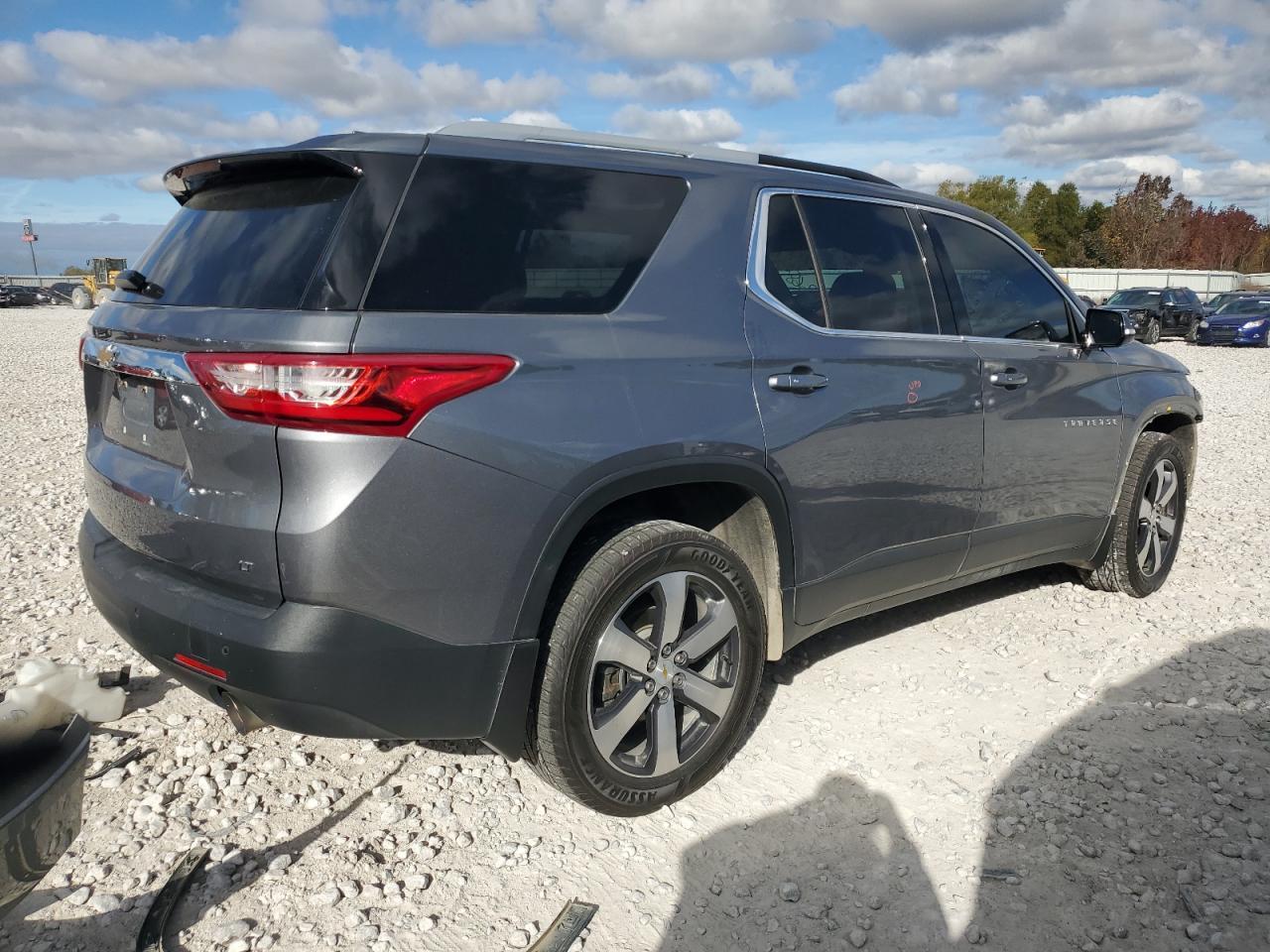 2018 CHEVROLET TRAVERSE L - Image 3