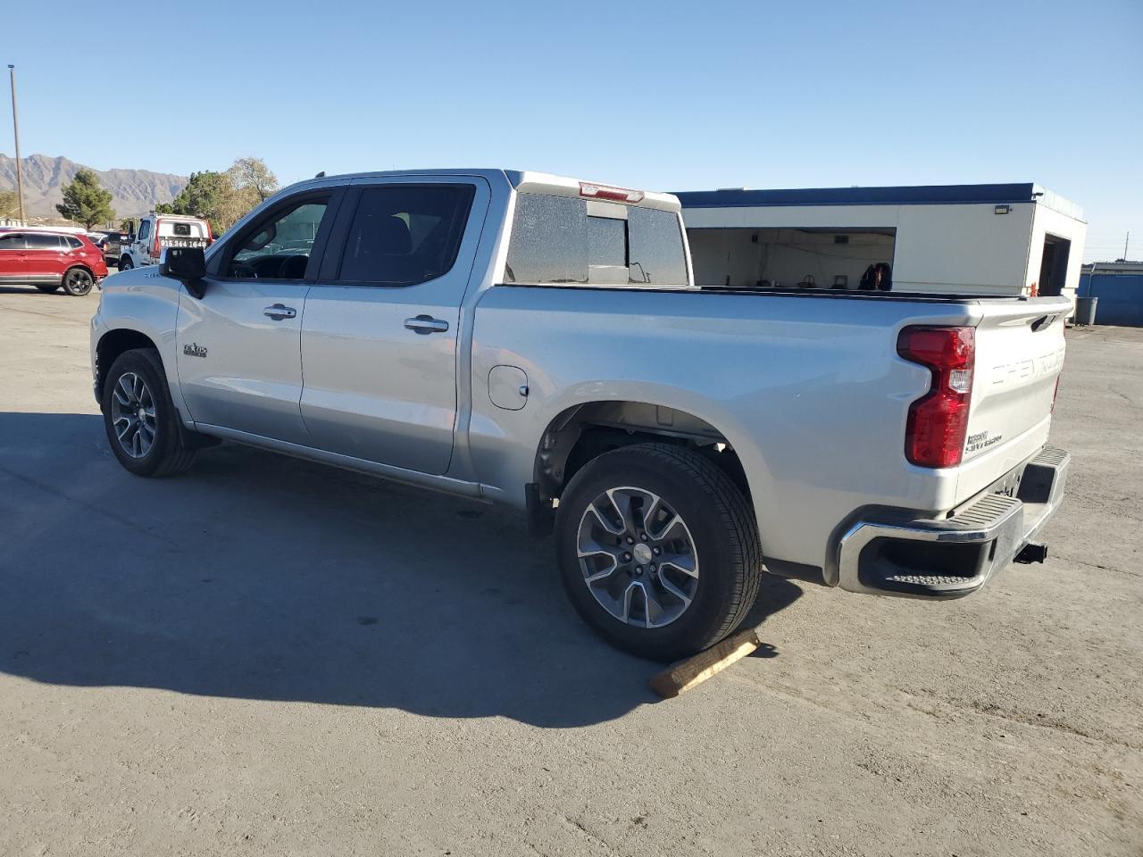 2020 CHEVROLET SILVERADO - Image 2