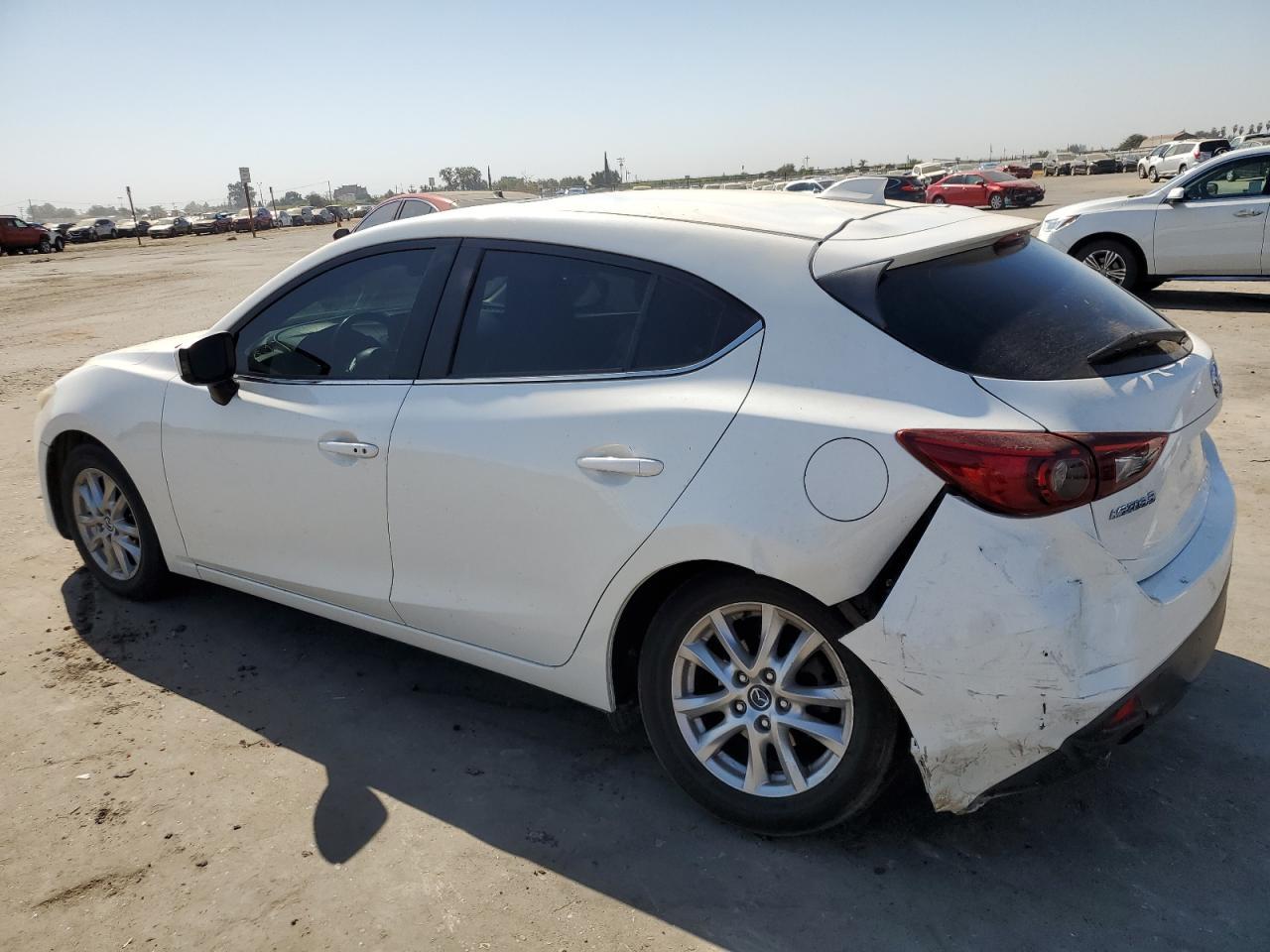 2016 MAZDA 3 GRAND TO - Image 2