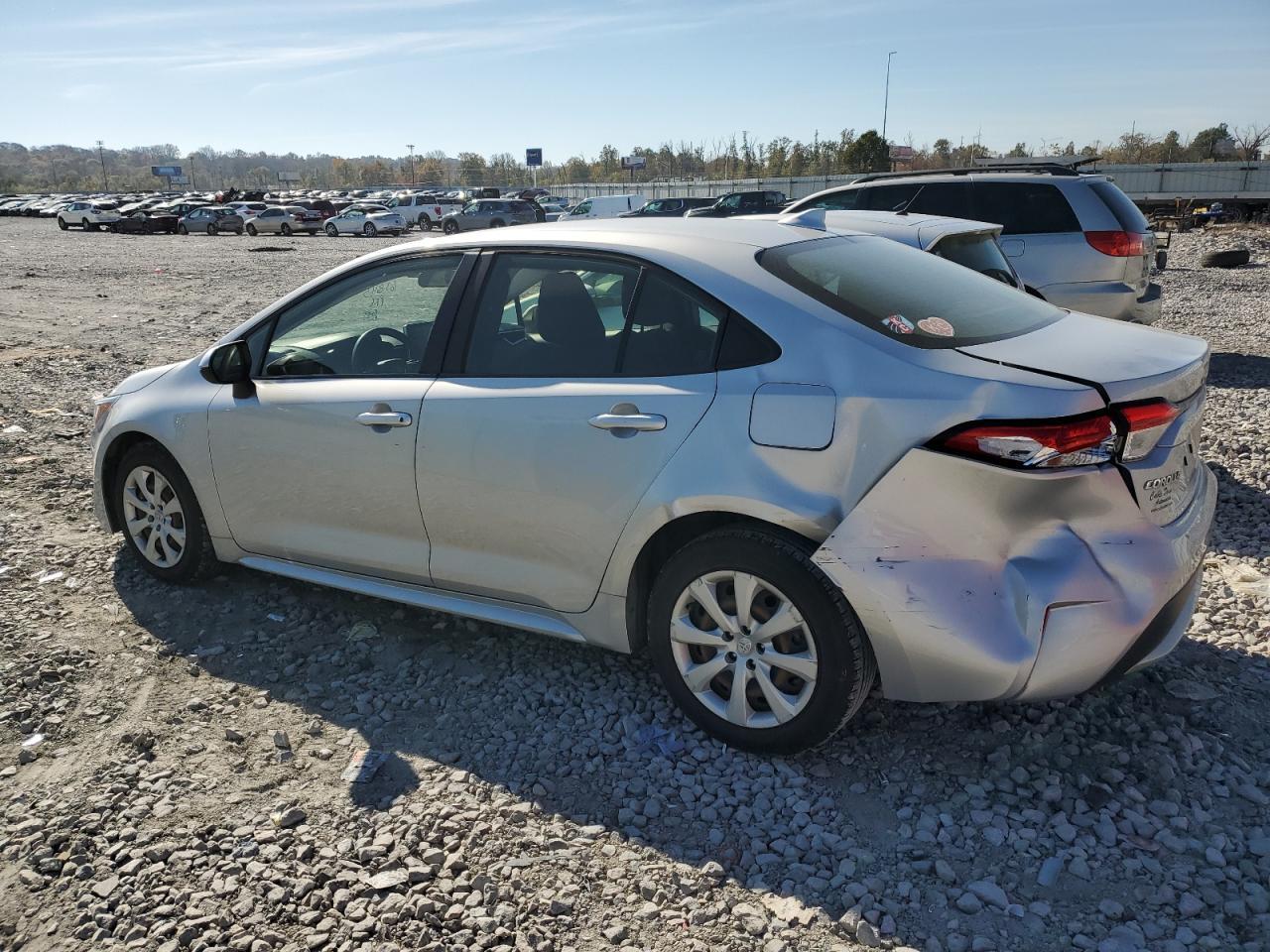 2020 TOYOTA COROLLA LE - Фото 2