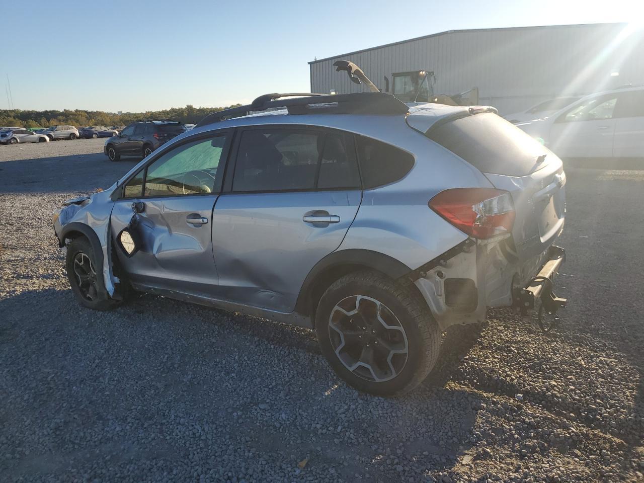 2015 SUBARU XV CROSSTR - Image 2