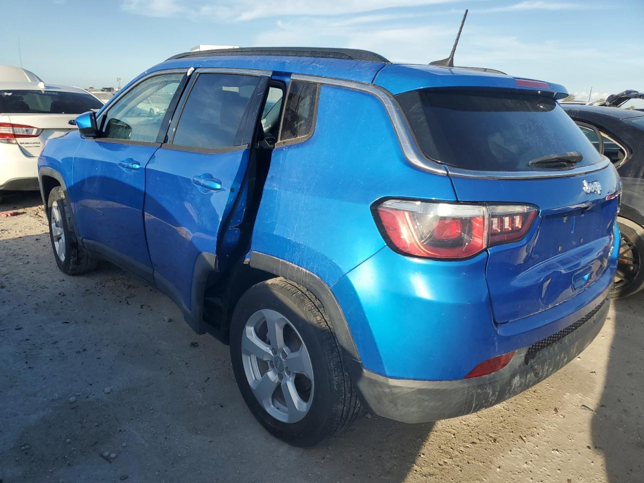 2019 JEEP COMPASS LA - Фото 2