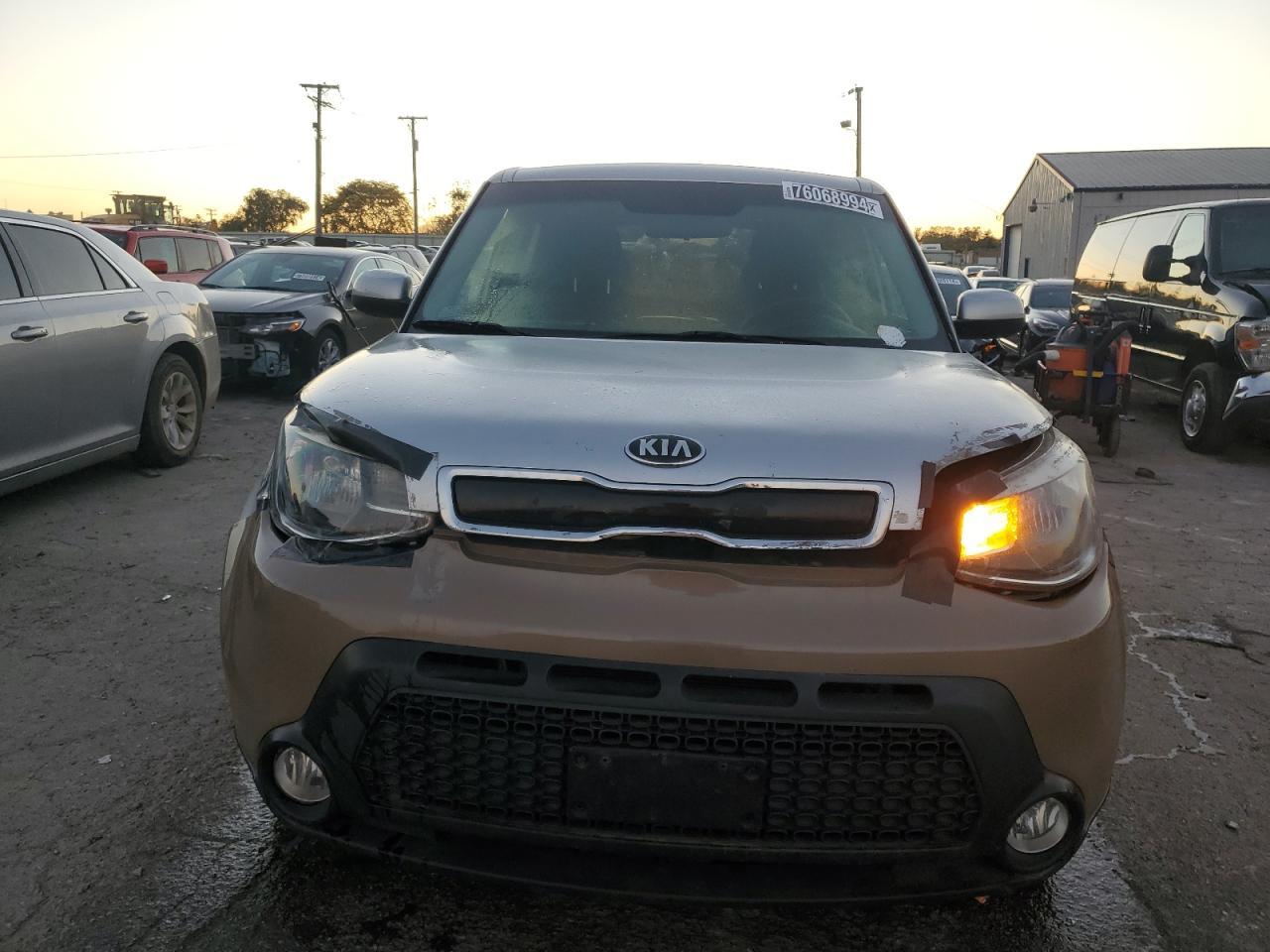 2016 KIA SOUL + - Фото 5