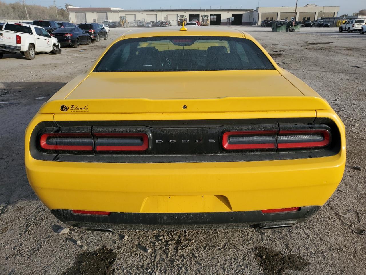 2017 DODGE CHALLENGER - Фото 6