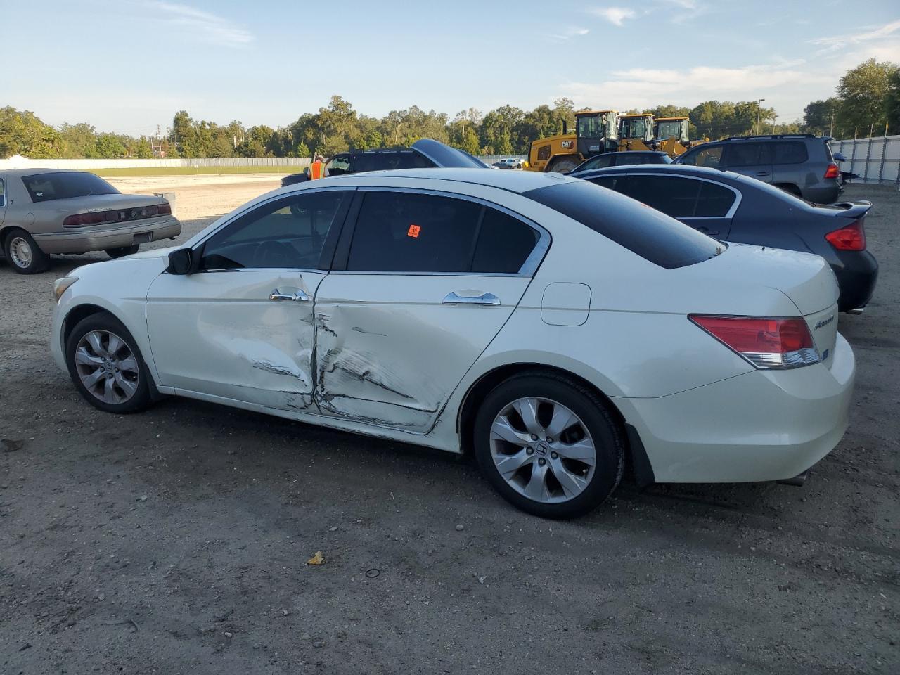 2010 HONDA ACCORD EXL - Image 2
