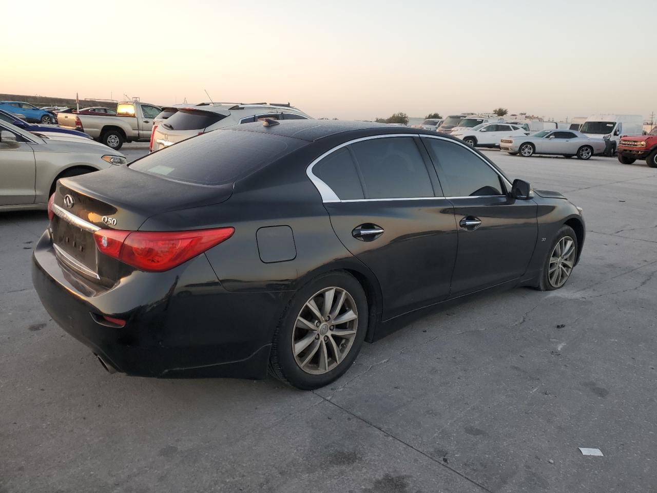 2015 INFINITI Q50 BASE - Image 3