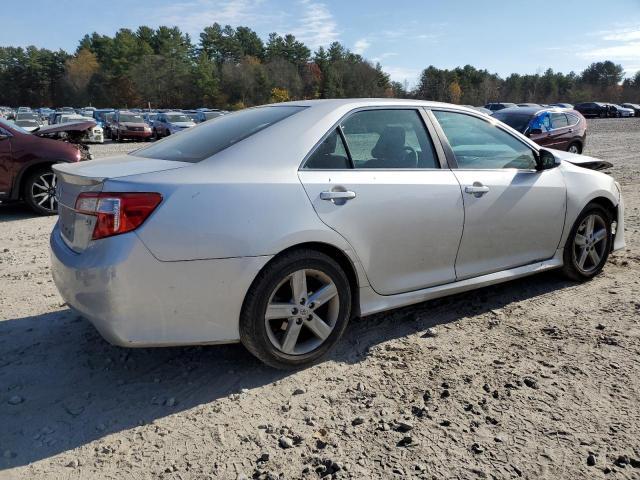 2014 TOYOTA CAMRY L - Фото 3