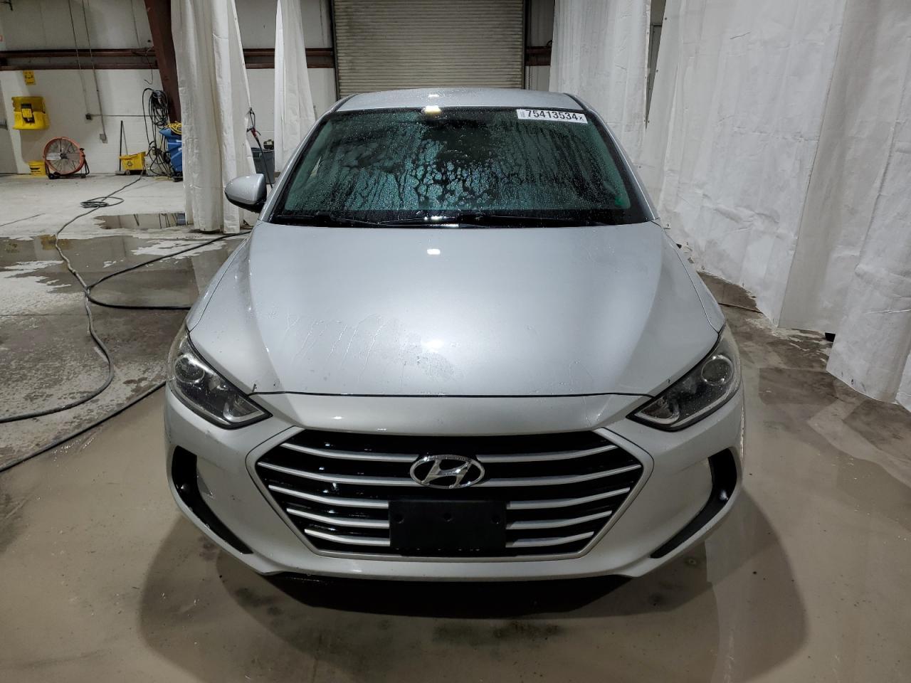 2018 HYUNDAI ELANTRA SE - Фото 5