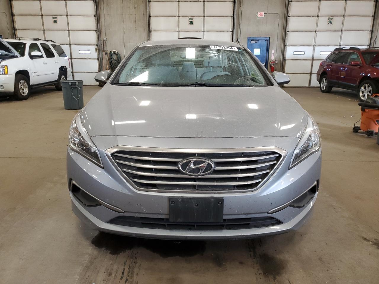 2017 HYUNDAI SONATA SE - Фото 5