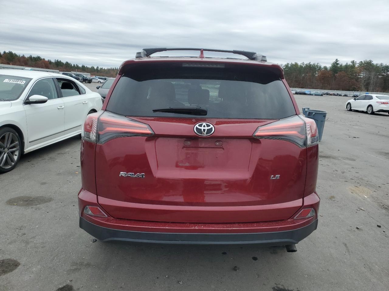 2018 TOYOTA RAV4 LE - Image 6