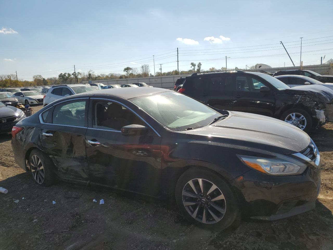 2017 NISSAN ALTIMA 2.5 - Image 4