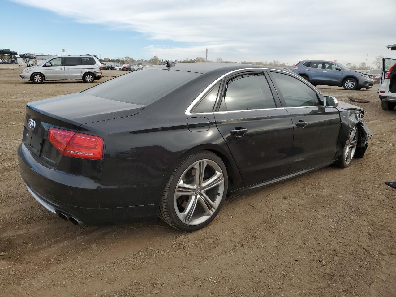 2014 AUDI S8 QUATTRO - Фото 3