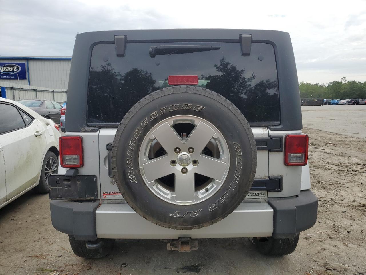 2012 JEEP WRANGLER U - Image 6