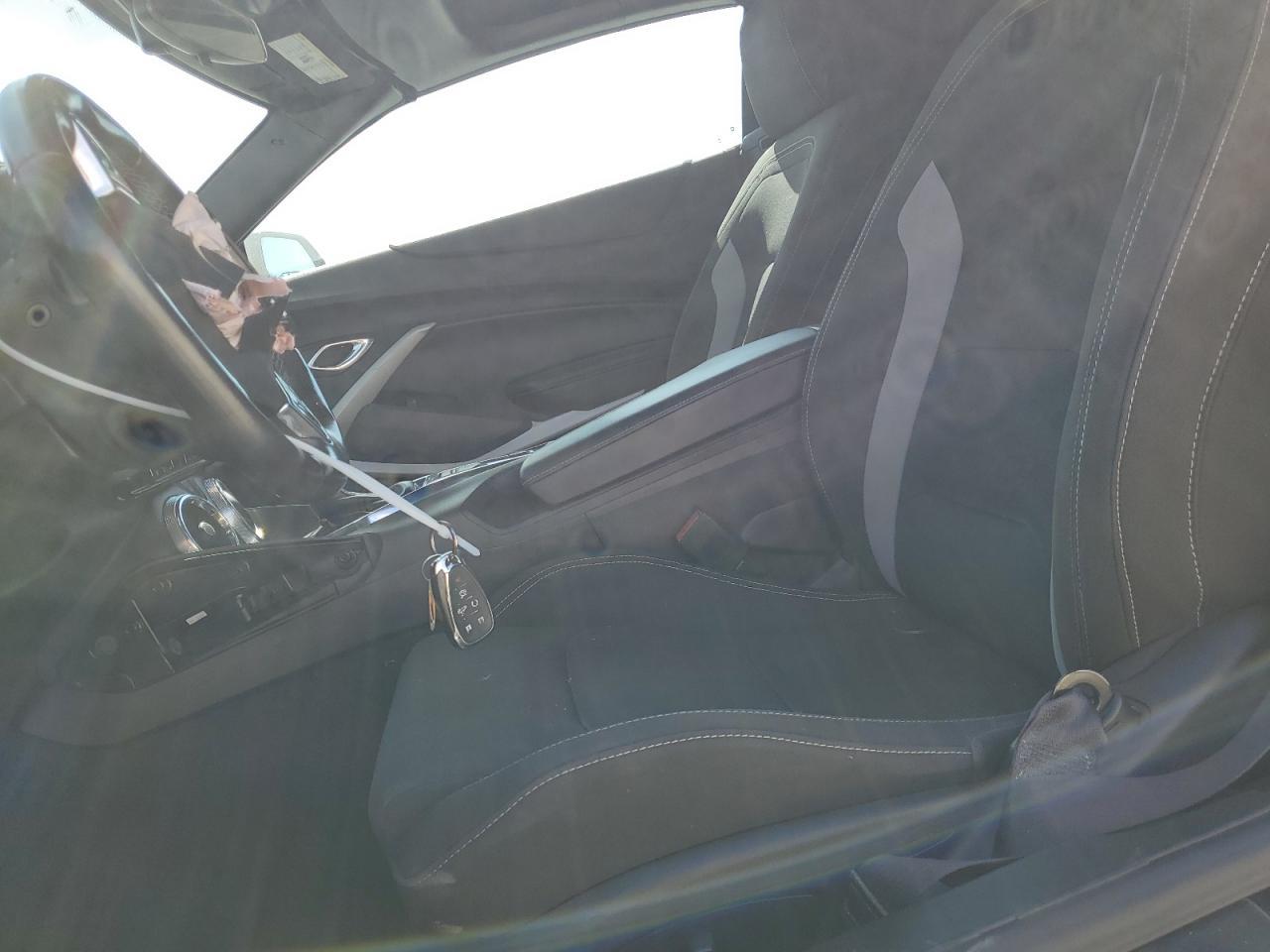 2019 CHEVROLET CAMARO LS - Image 7