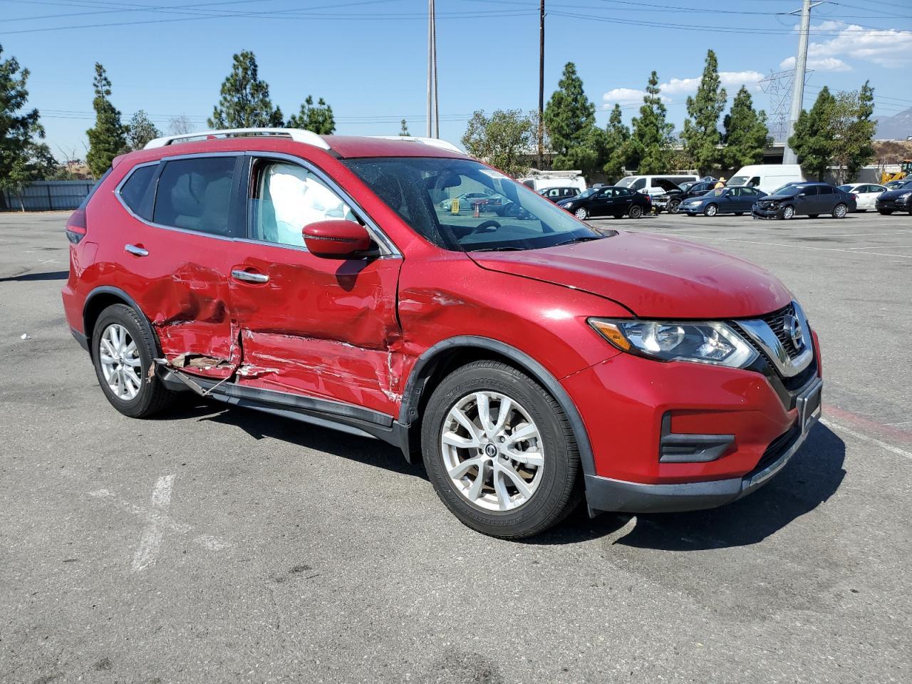 2017 NISSAN ROGUE SV - Фото 4