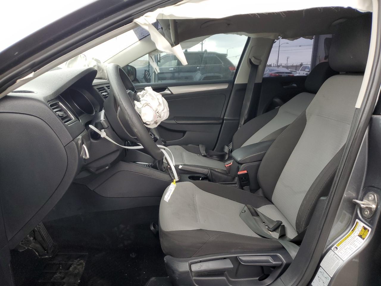 2017 VOLKSWAGEN JETTA S - Image 7