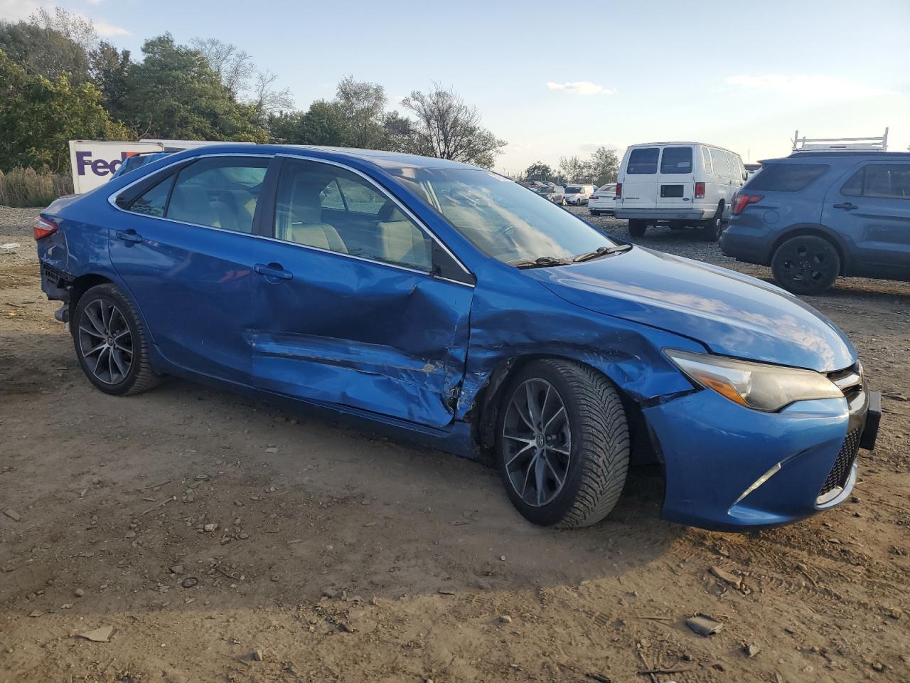 2017 TOYOTA CAMRY LE - Фото 4