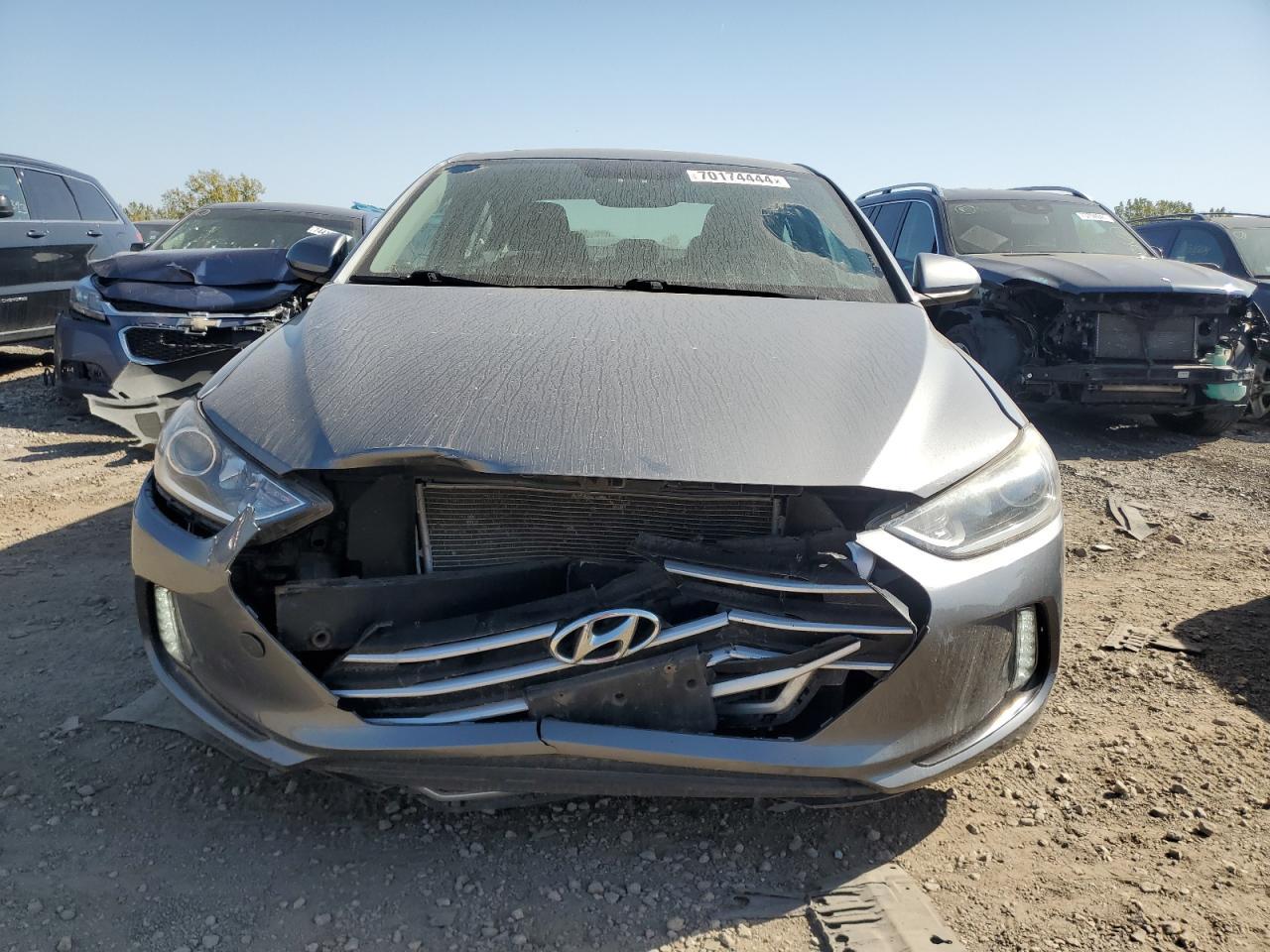 2017 HYUNDAI ELANTRA SE - Фото 5
