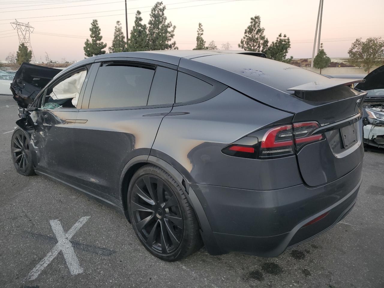 2023 TESLA MODEL X - Image 2