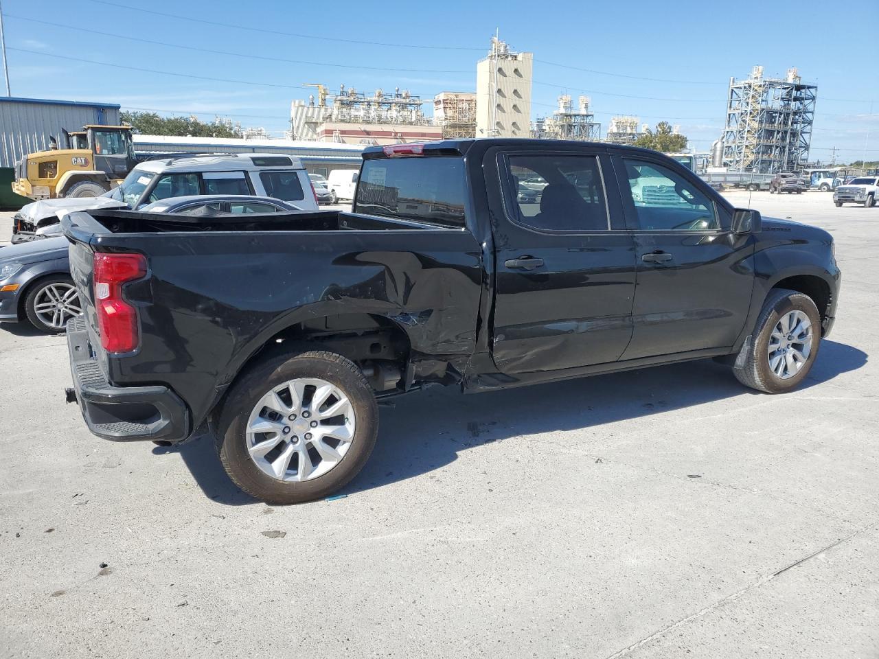 2024 CHEVROLET SILVERADO - Image 3