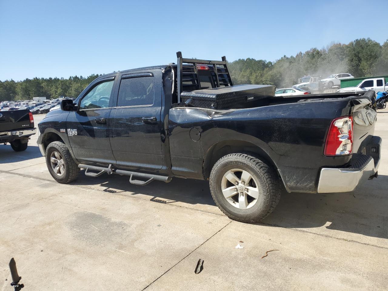 2020 RAM 1500 CLASS - Фото 2