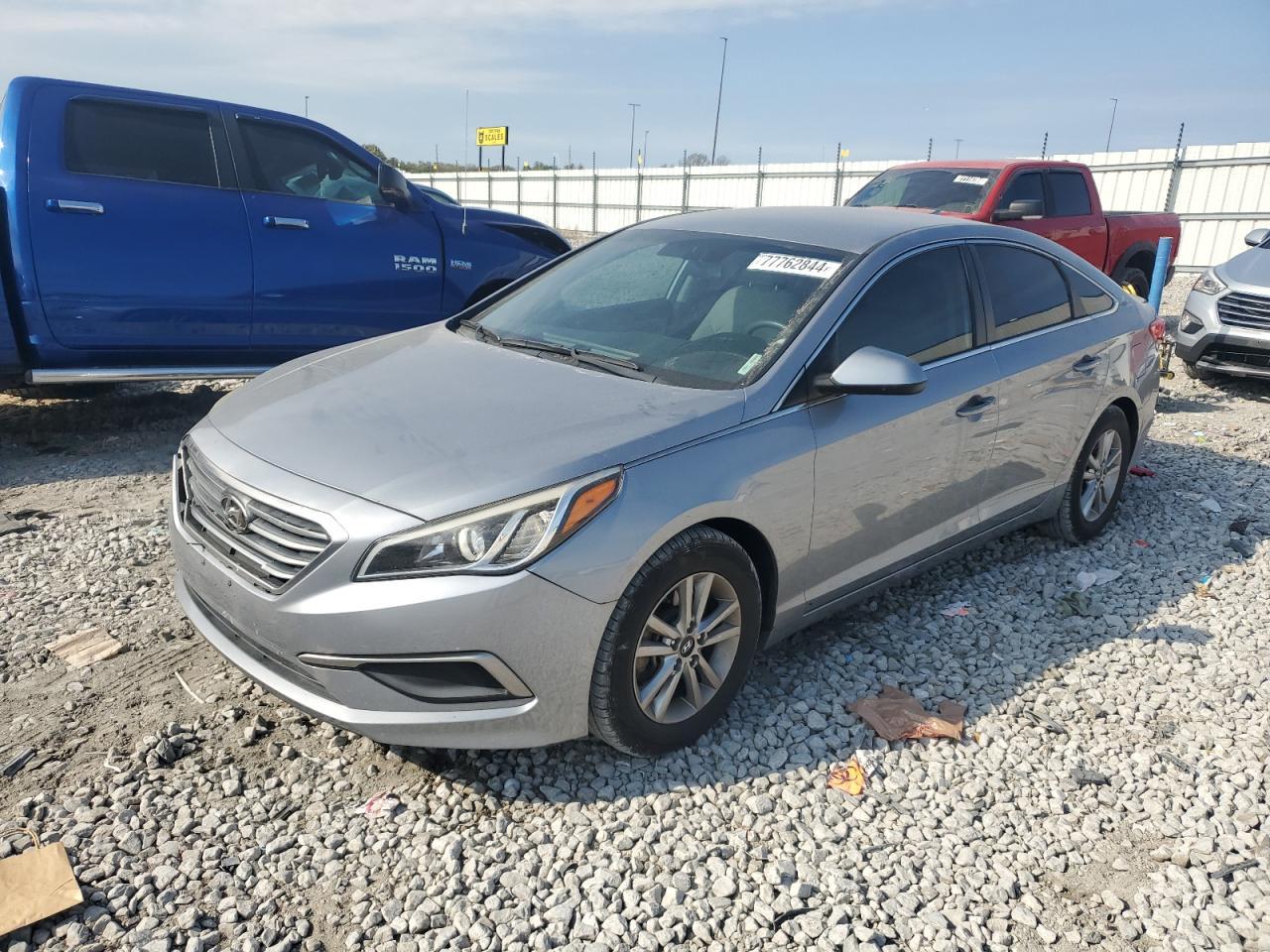 2017 HYUNDAI SONATA SE