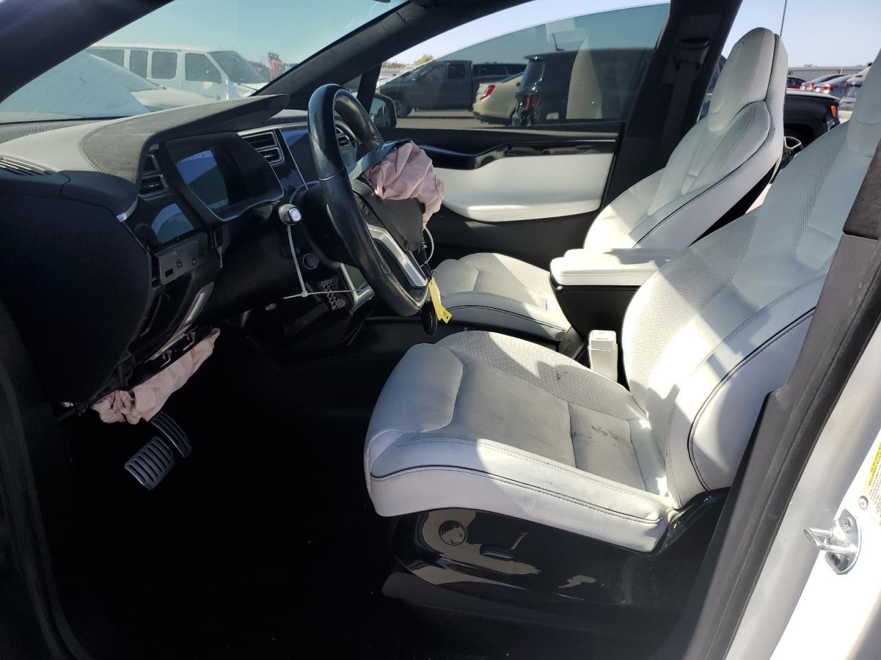 2016 TESLA MODEL X - Фото 7