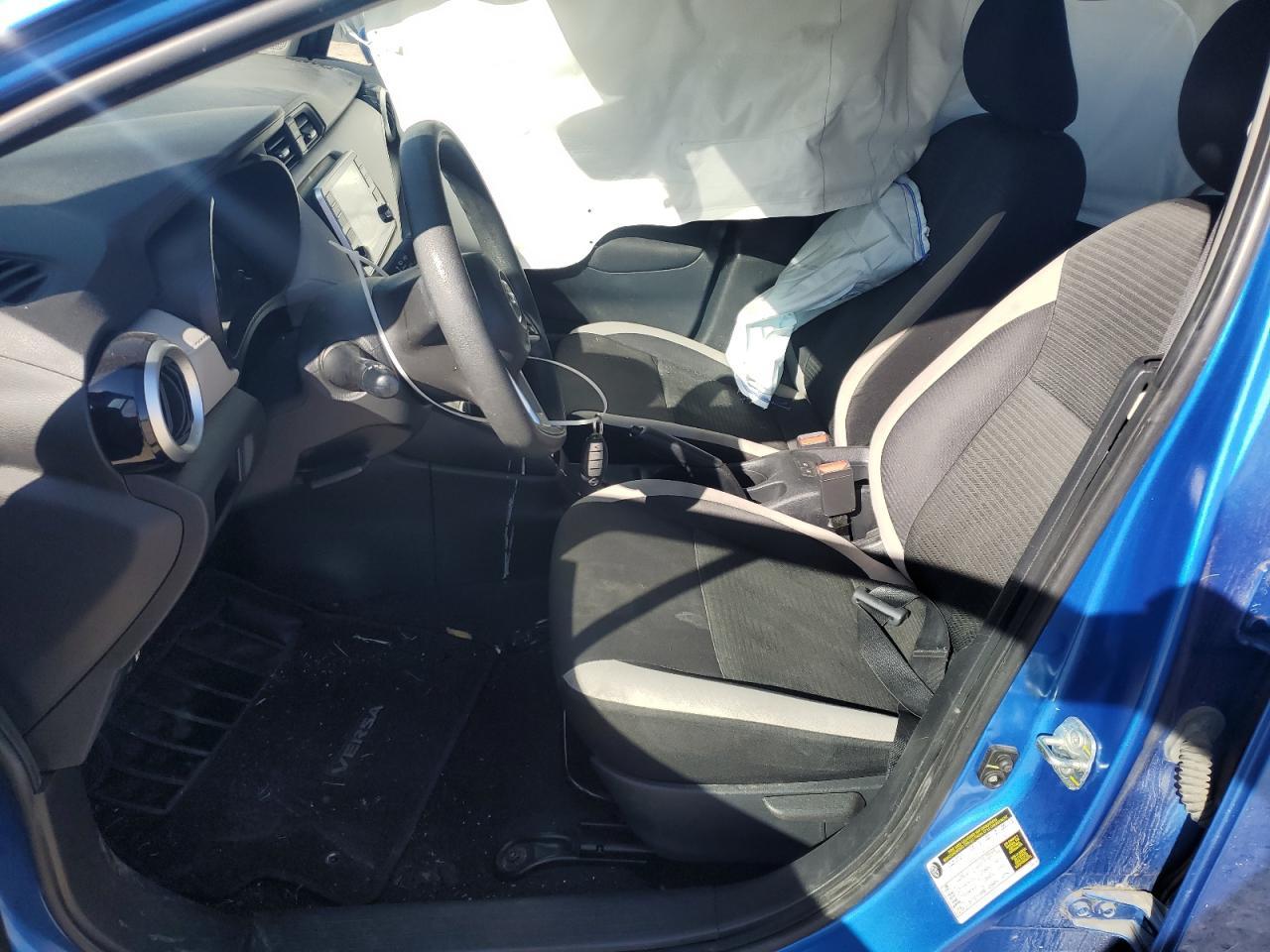 2021 NISSAN VERSA SV - Фото 7