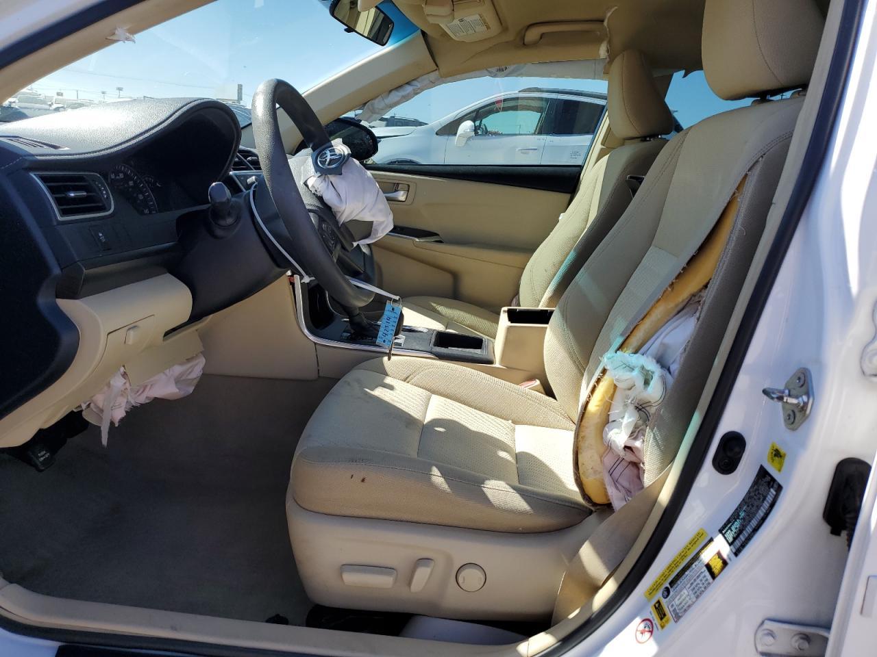 2015 TOYOTA CAMRY LE - Фото 7
