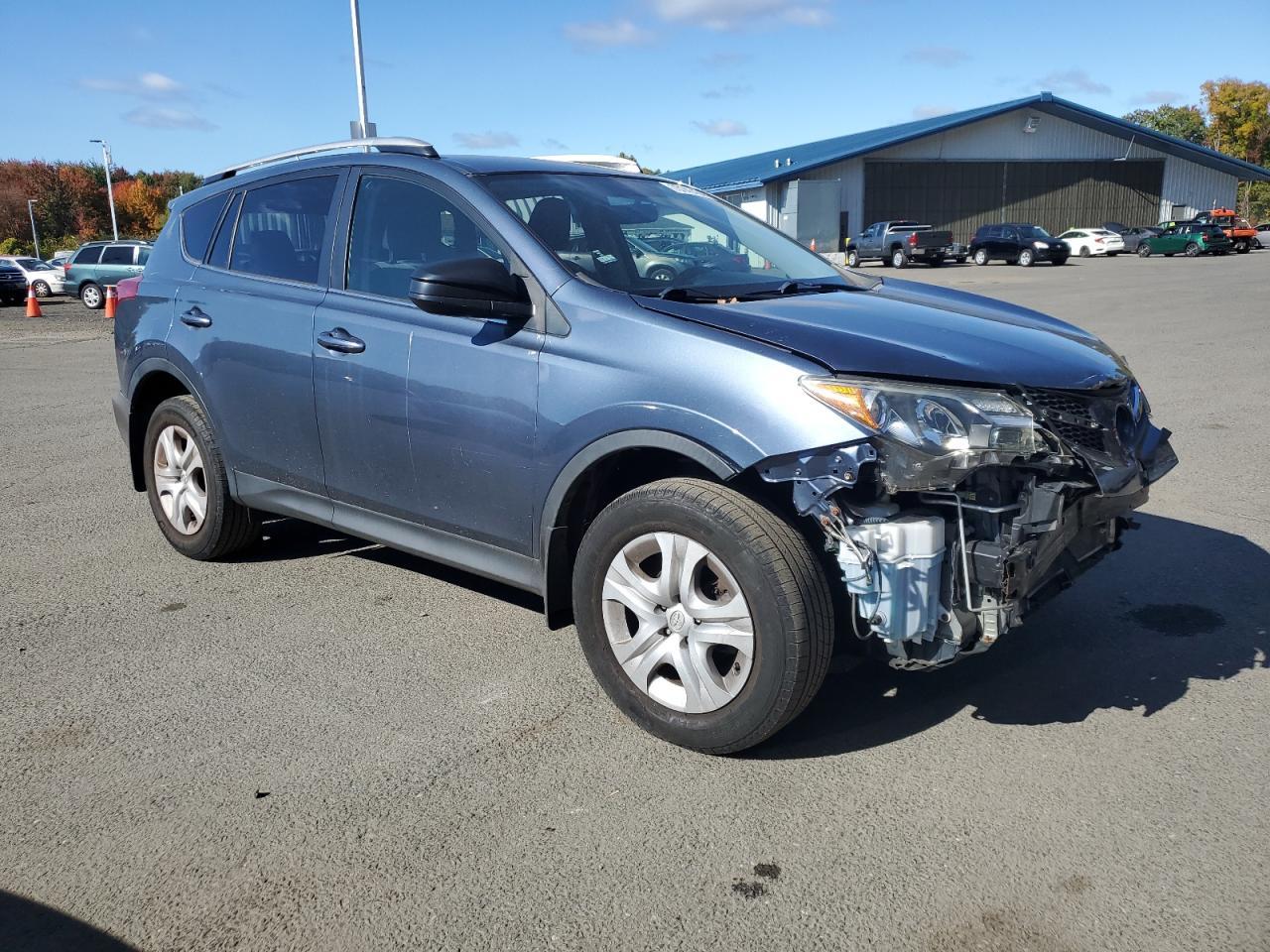 2014 TOYOTA RAV4 LE - Image 4