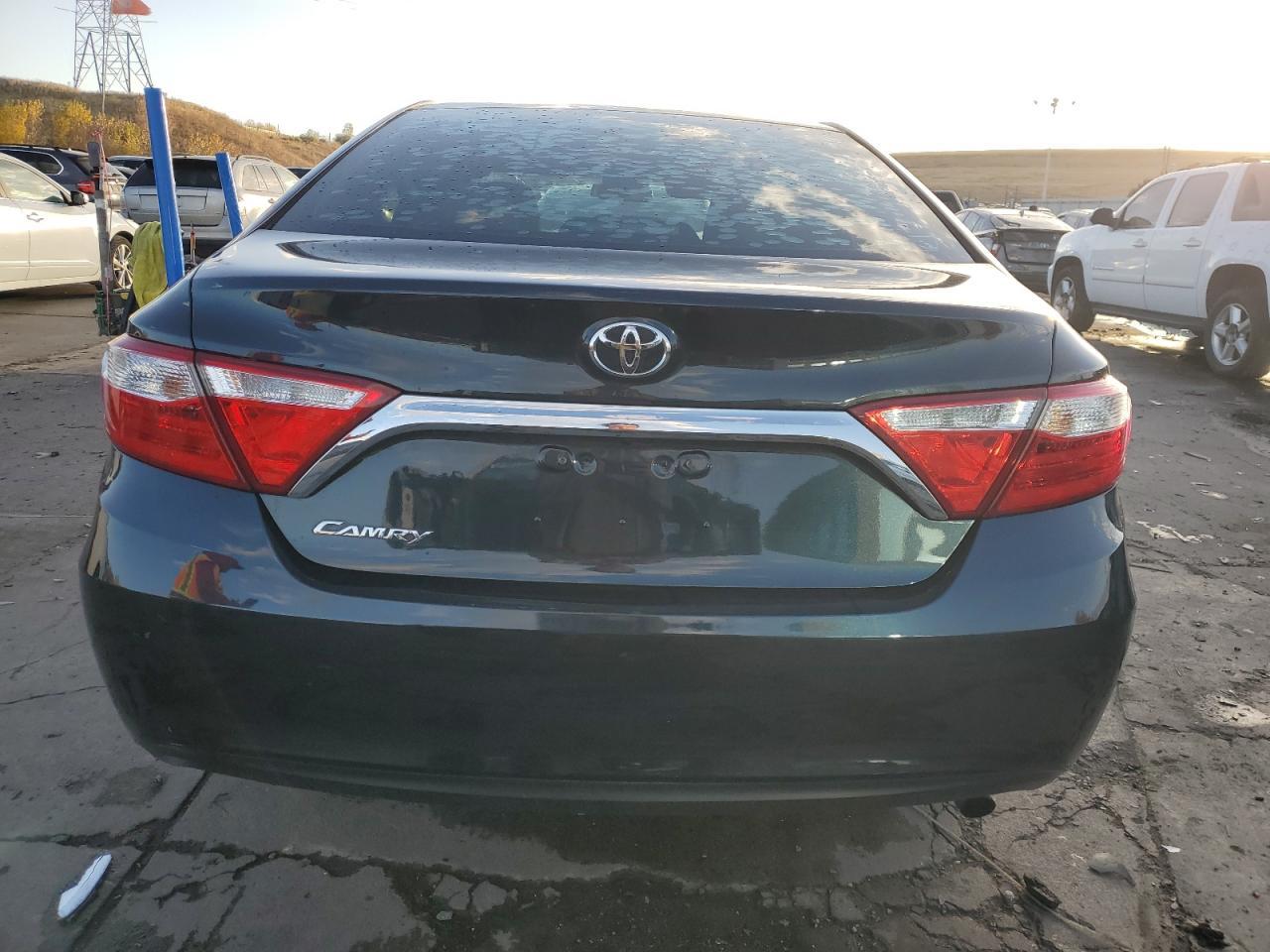 2016 TOYOTA CAMRY LE - Фото 6
