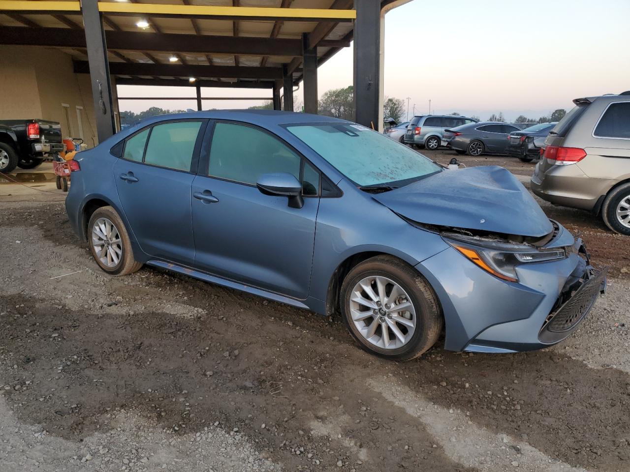 2020 TOYOTA COROLLA LE - Фото 4