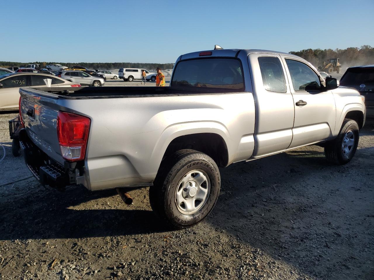 2017 TOYOTA TACOMA ACC - Фото 3