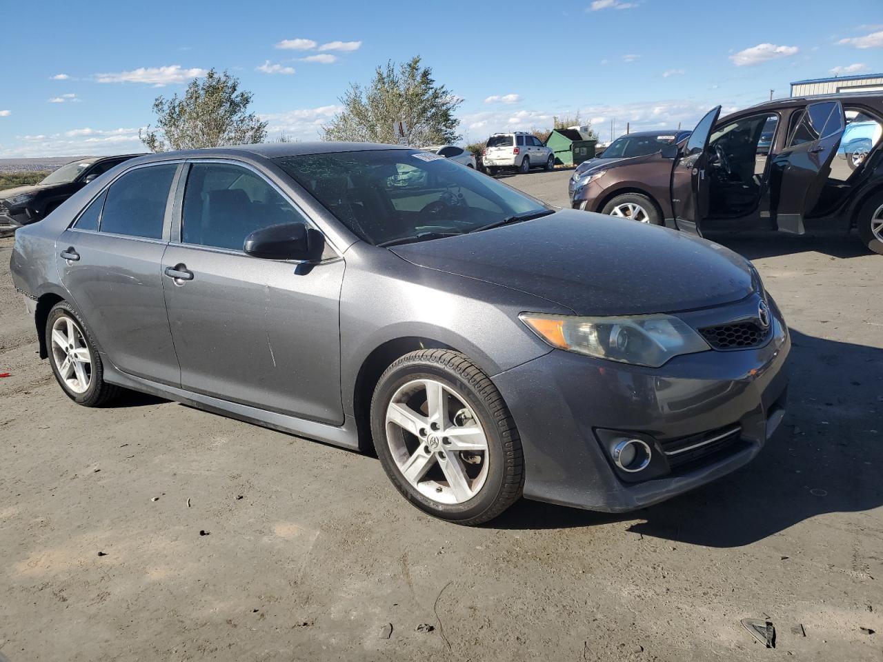2012 TOYOTA CAMRY BASE - Фото 4